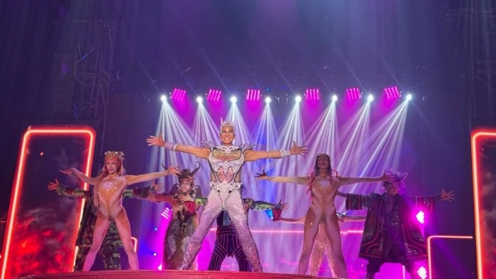 69c7ec3b640f4_700_394!