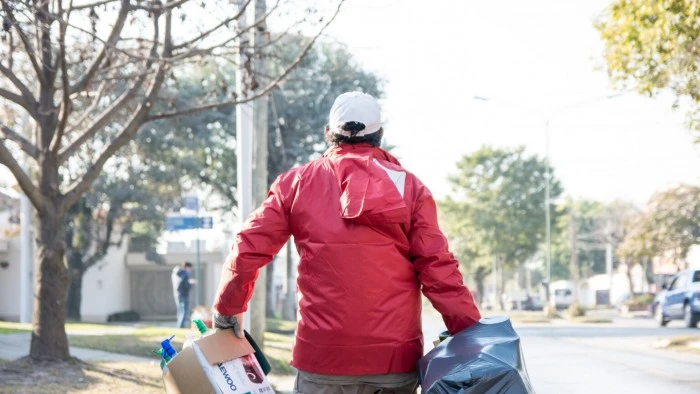 699df18f74170_700_394!