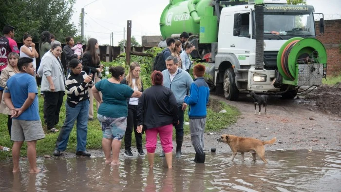 69b191c7af3fe_700_394!