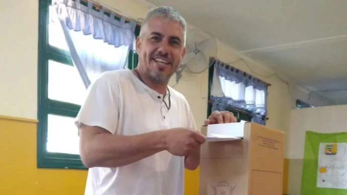 69760ef9e3a9f_700_394!