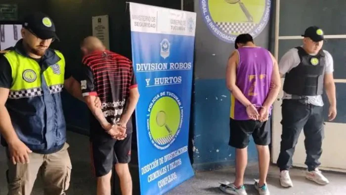 693821c3d6f7f_700_394!