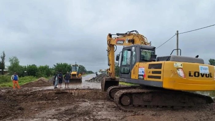 69b19c56e090e_700_394!