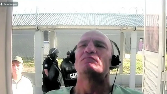 69ba6fac78515_700_394!