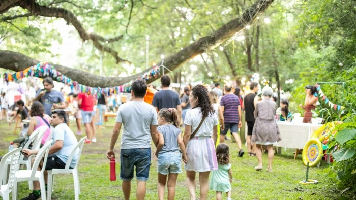 69c6b98e56235_700_394!