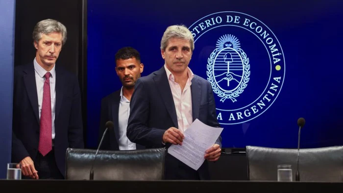 6967702ec2375_700_394!